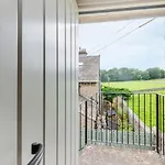 1 Bed In Oc-c33109 Feriehus *